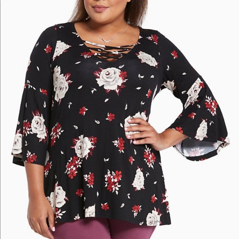 Torrid floral print bell sleeve top